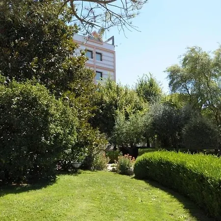 斯万福酒店 酒店